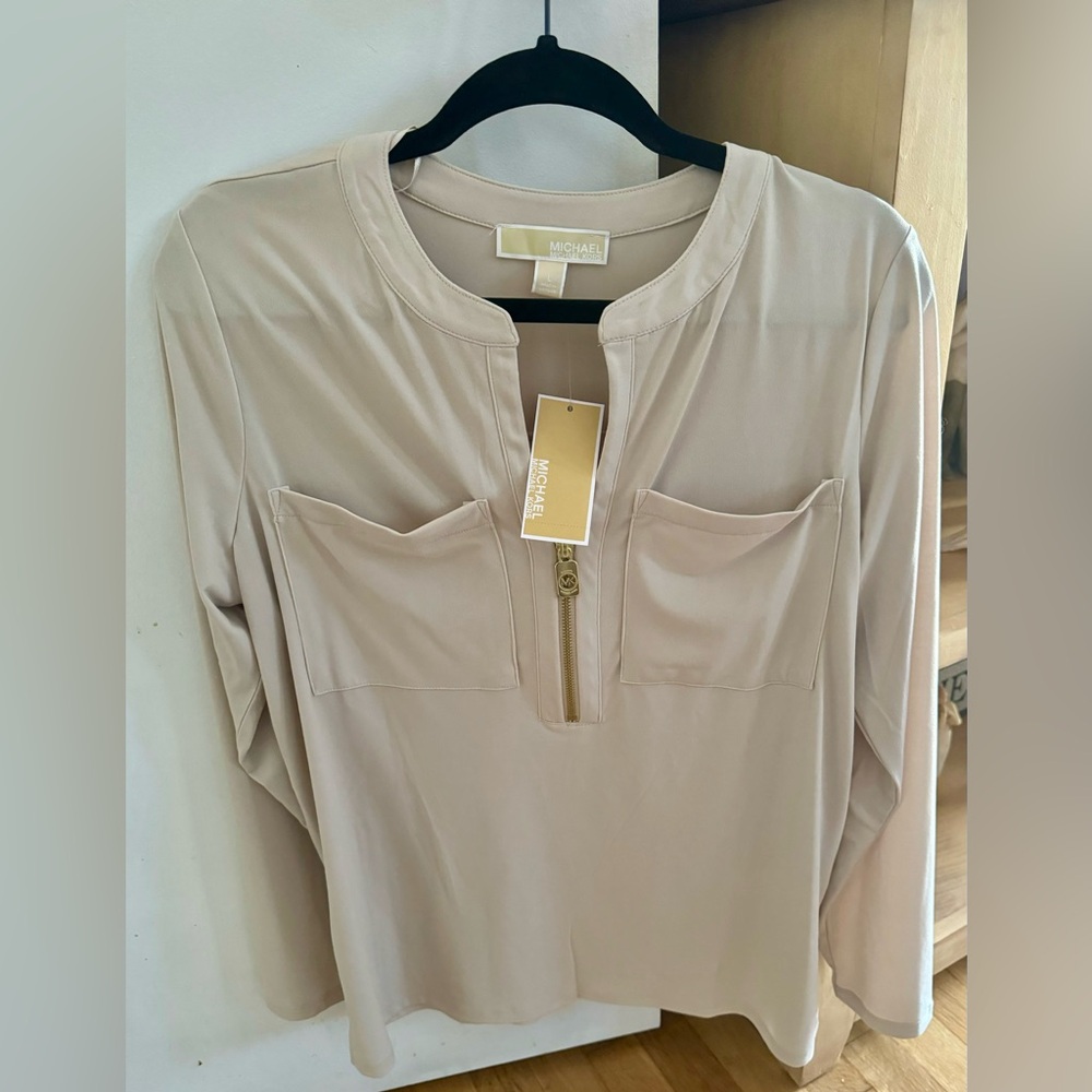 Michael Kors NWT blouse size lg